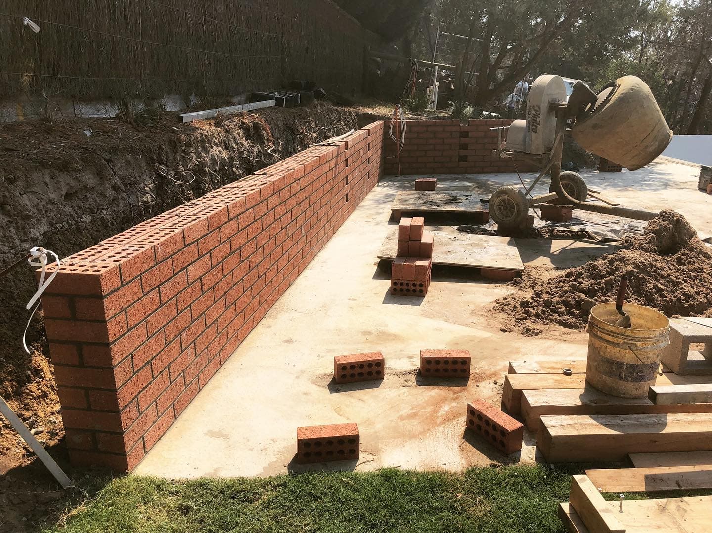Retaining walls